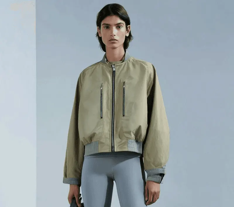 Minimalist fashion look